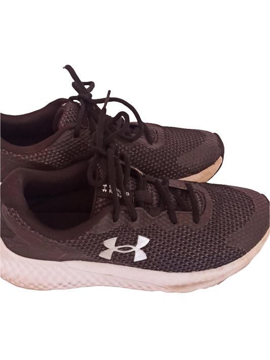 Sportschuhe von Under Armour Gr. 40