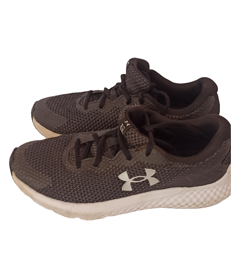 Sportschuhe von Under Armour Gr. 40