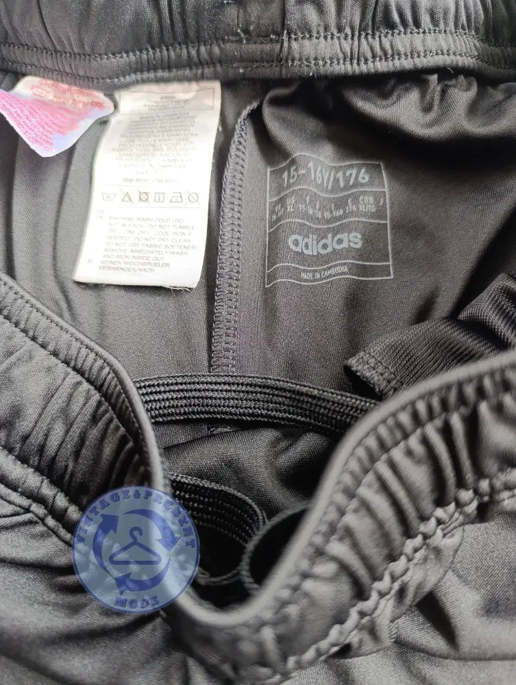 Trainingsshorts Adidas Gr.176 - Shorts Trainingsshorts Adidas Gr.176 - Vintage&Present Mode