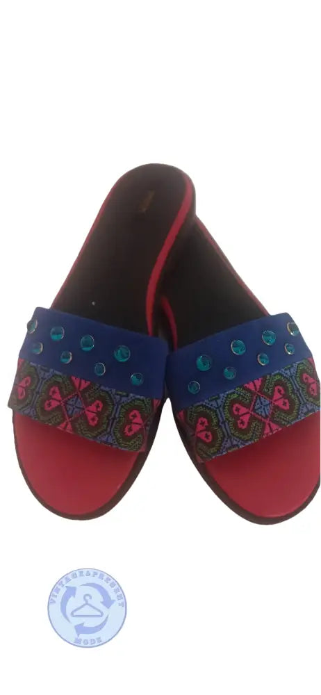 Gebrauchte Geox Pantoletten in Blau und Rot mit Türkissteinen