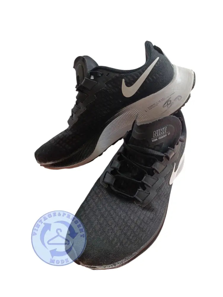 Sportschuhe Nike Zoom Pegasus Gr. 39 - Sneakers Sportschuhe Nike Zoom Pegasus Gr. 39 - Vintage&Present Mode