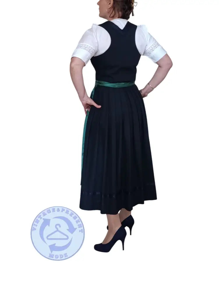 Dirndl/Trachtenkleid Gr.44 - Dirndl Dirndl/Trachtenkleid Gr.44 - Vintage&Present Mode Traditionelle & Festkleidung