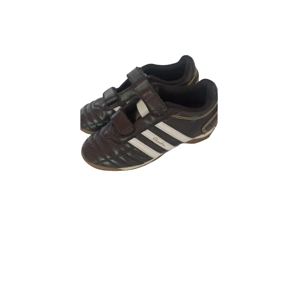 Sportschuhe von Adidas Gr. 33 - Hallenschuhe Sportschuhe von Adidas Gr. 33 - Vintage&Present Mode Schuhe