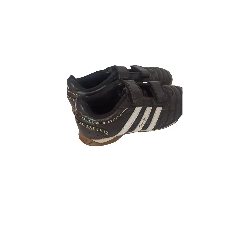 Sportschuhe von Adidas Gr. 33 - Hallenschuhe Sportschuhe von Adidas Gr. 33 - Vintage&Present Mode Schuhe